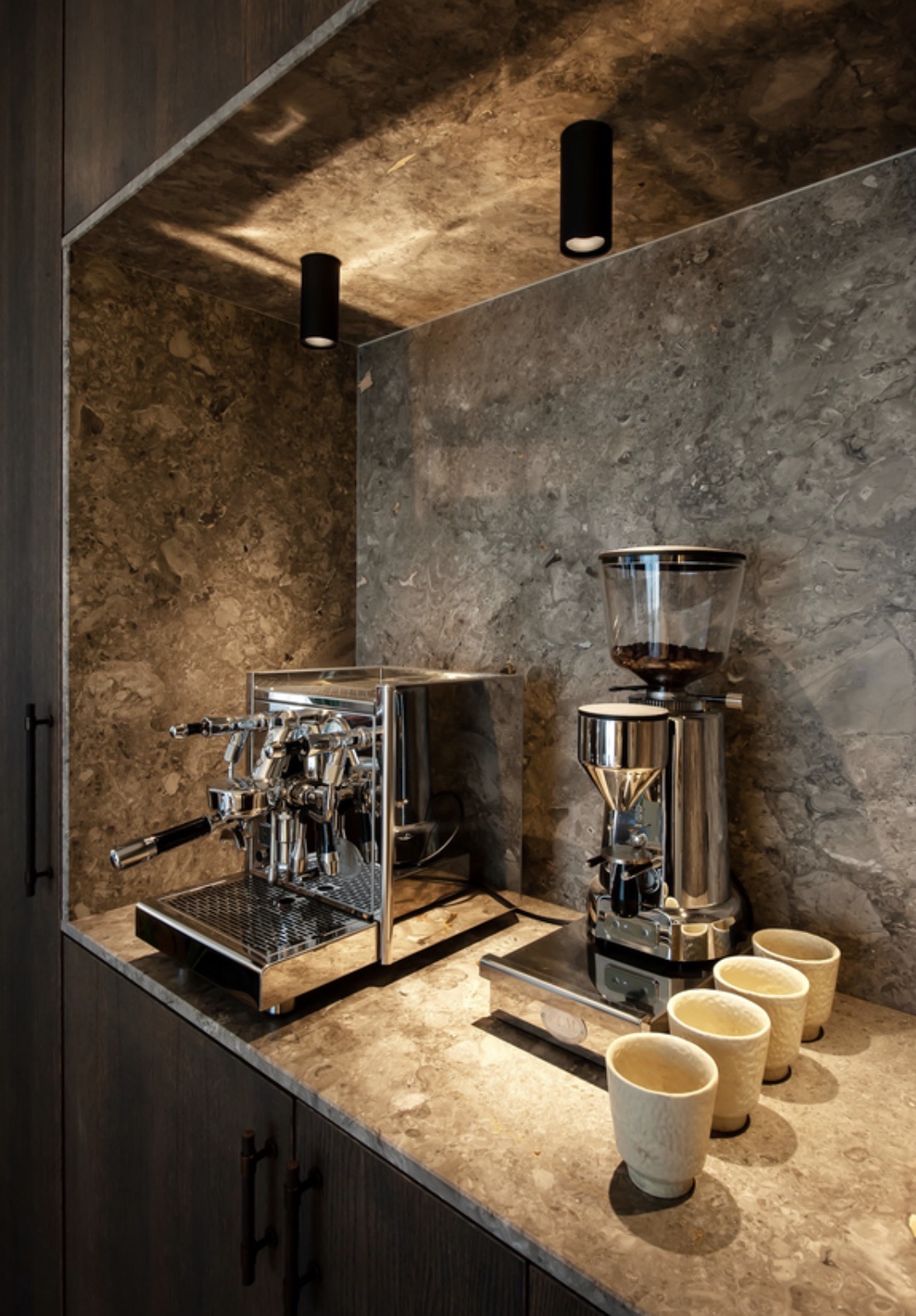 Bien éclairer un plan de travail dans une cuisine